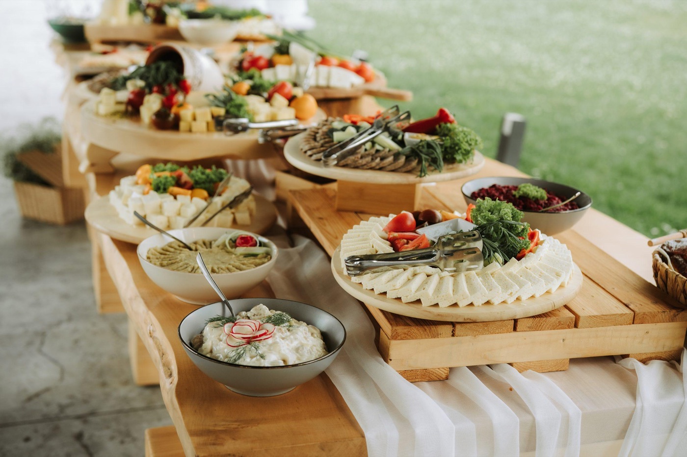 Fotografie 13 din galeria La Filuta Events, sala de evenimente in Malini Suceava