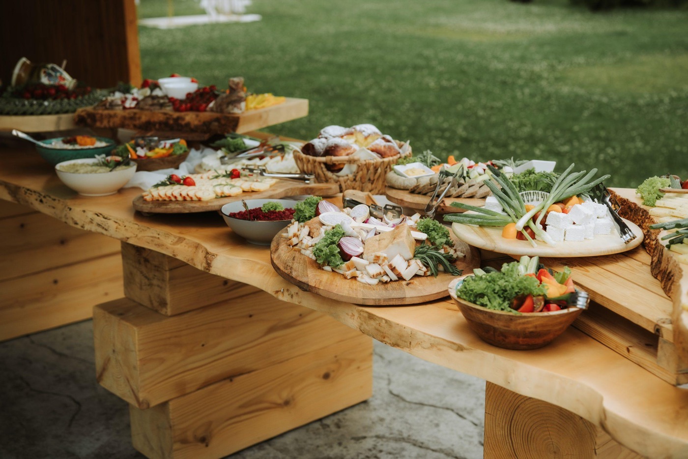 Fotografie 15 din galeria La Filuta Events, sala de evenimente in Malini Suceava